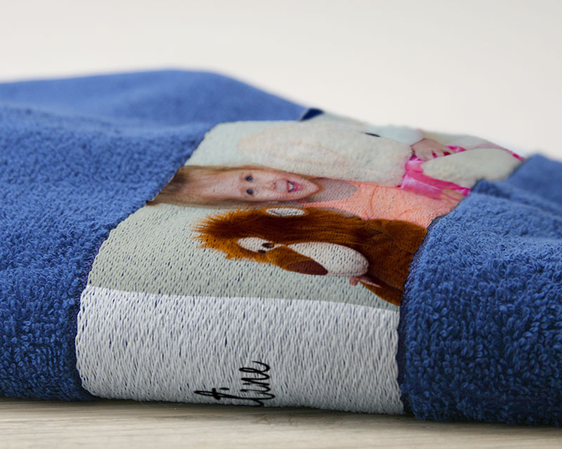 Personalisierbares Handtuch blau - Fotos und Botschaft